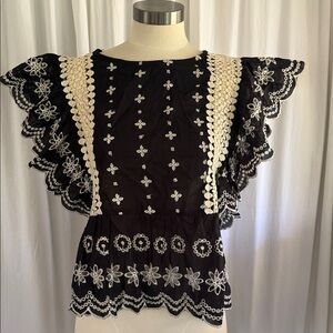 Chic Black and White Floral Women's Blouse